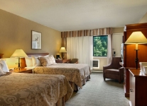 Standard Room with 2 beds Ramada Hotel Kelowna